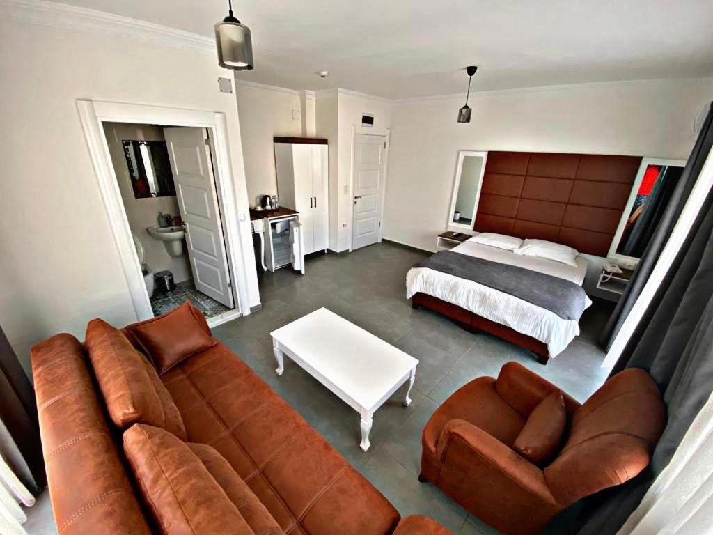Lotus Otel Tasucu Bagian luar foto