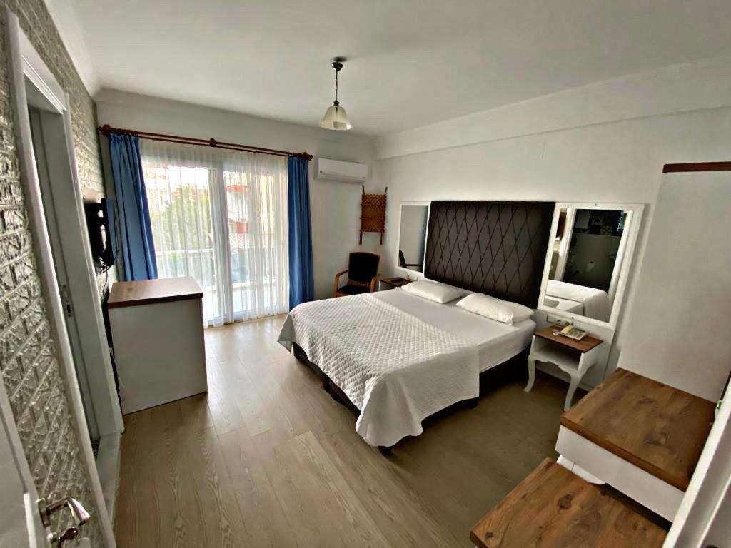 Lotus Otel Tasucu Bagian luar foto